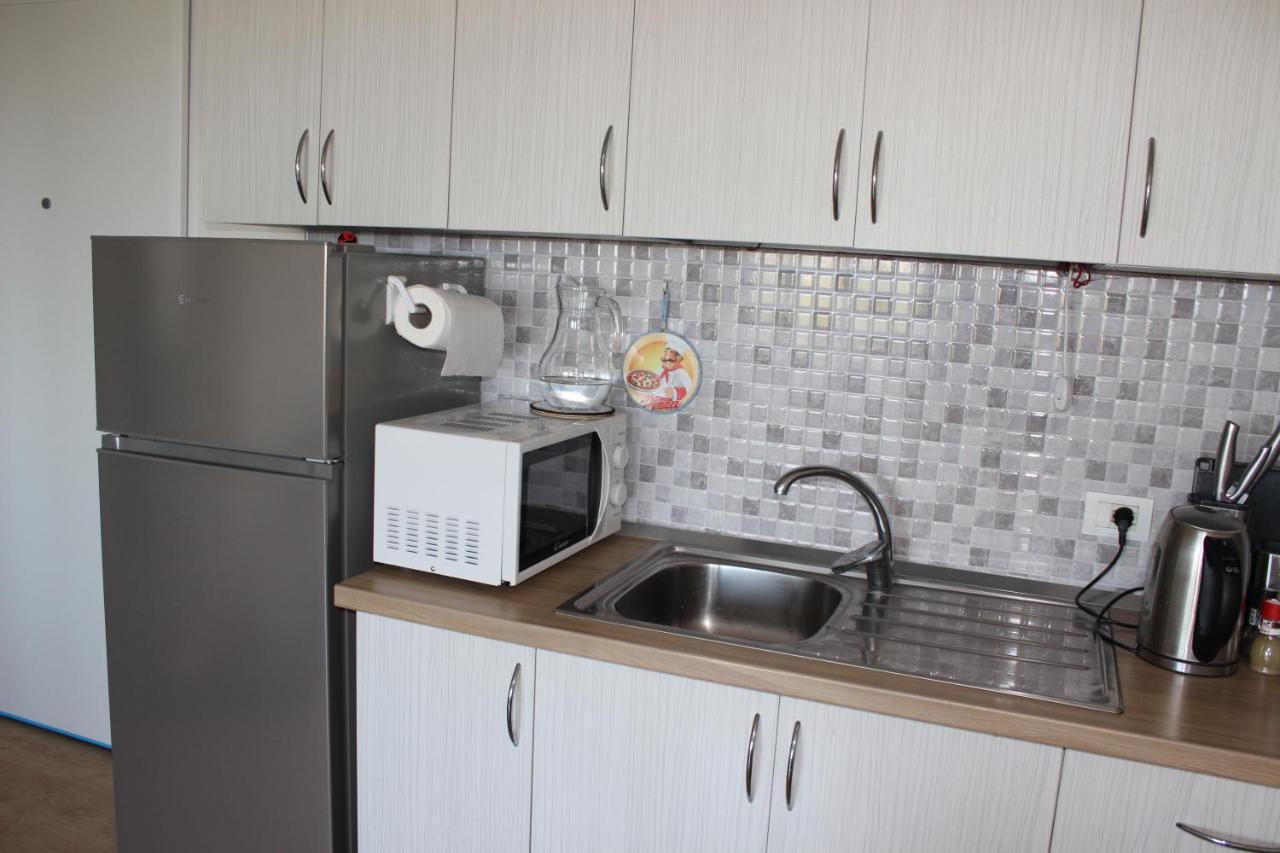 Cocoon Apartment Драч Екстериор снимка