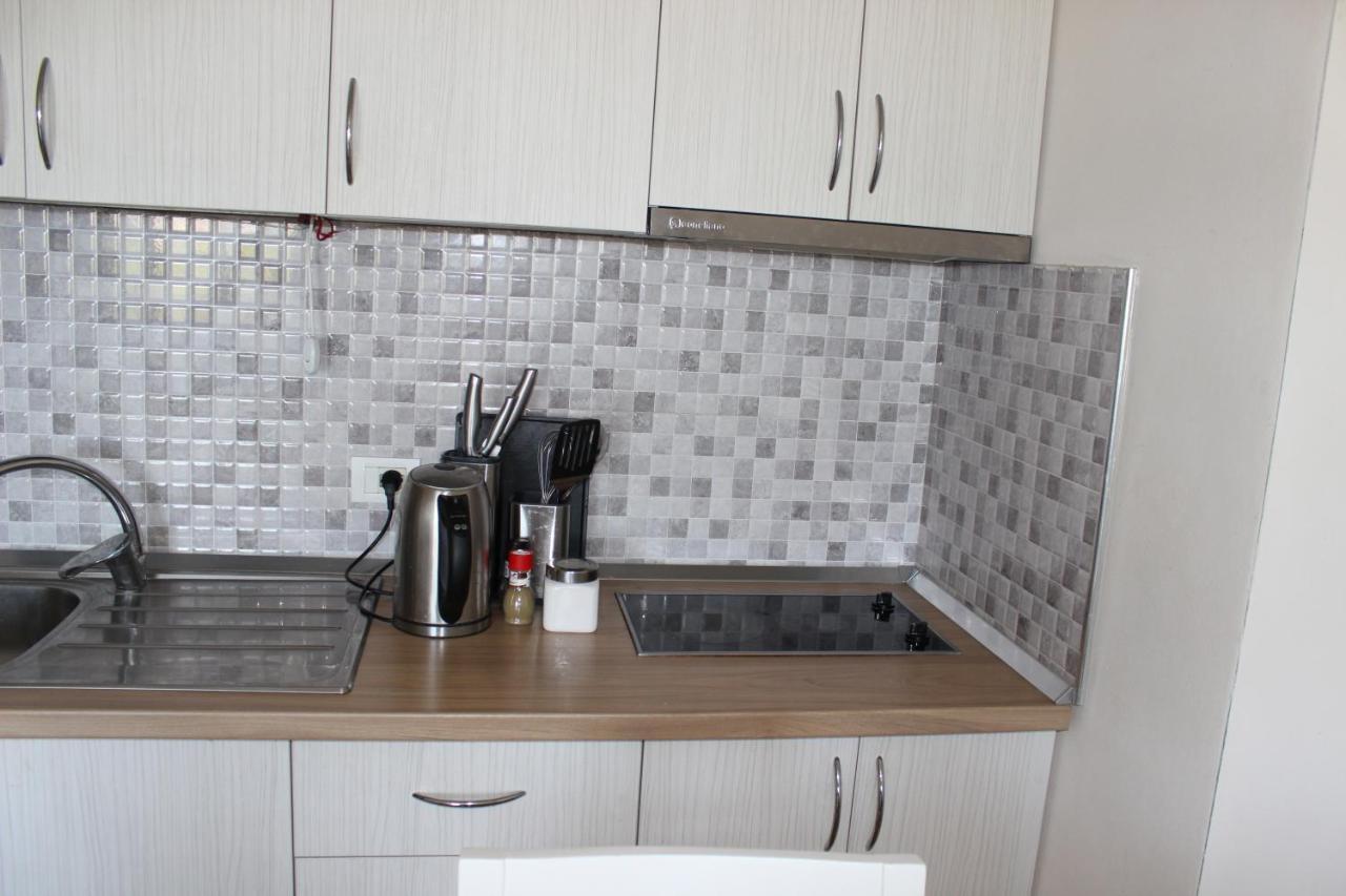 Cocoon Apartment Драч Екстериор снимка