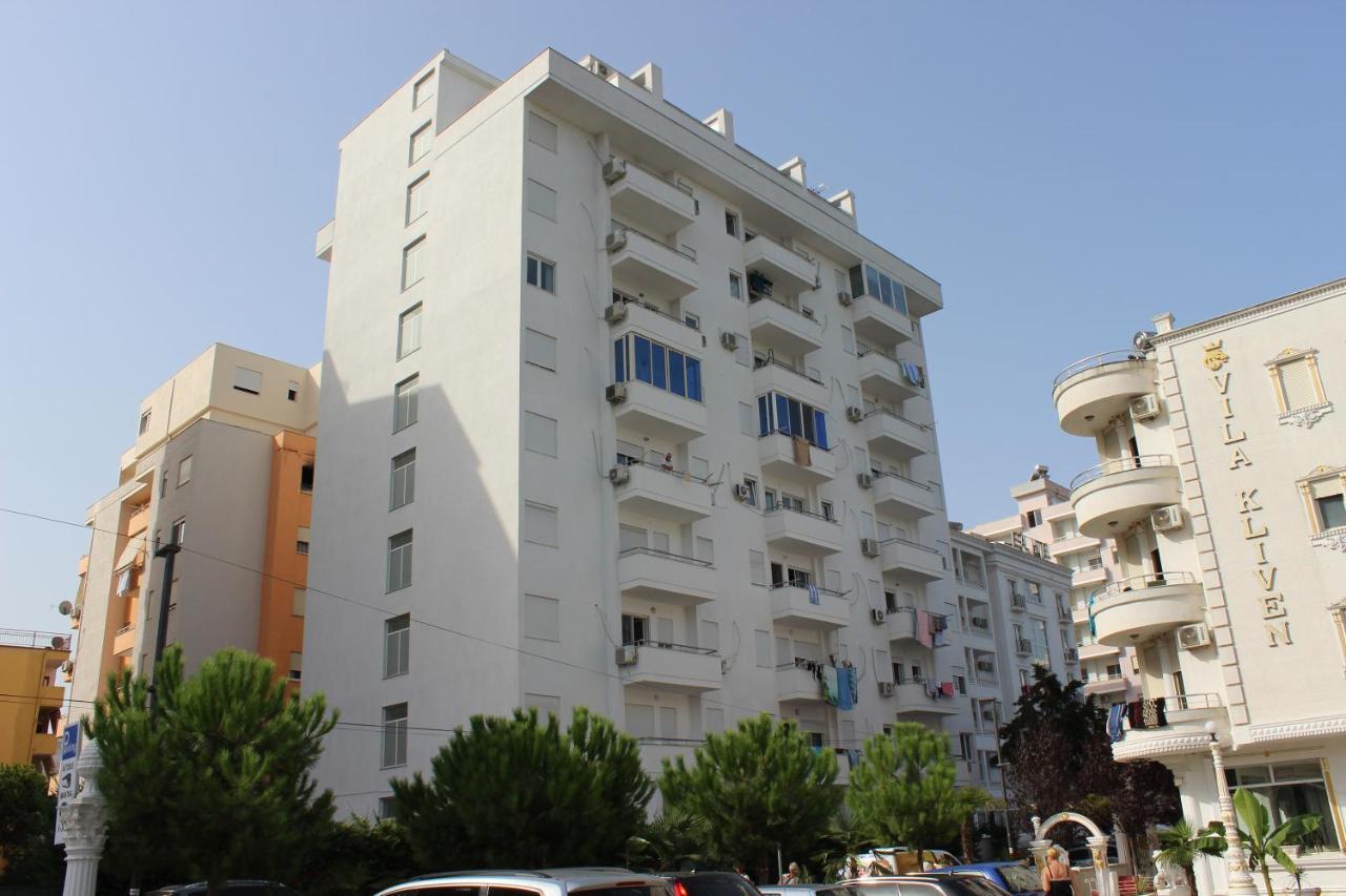 Cocoon Apartment Драч Екстериор снимка