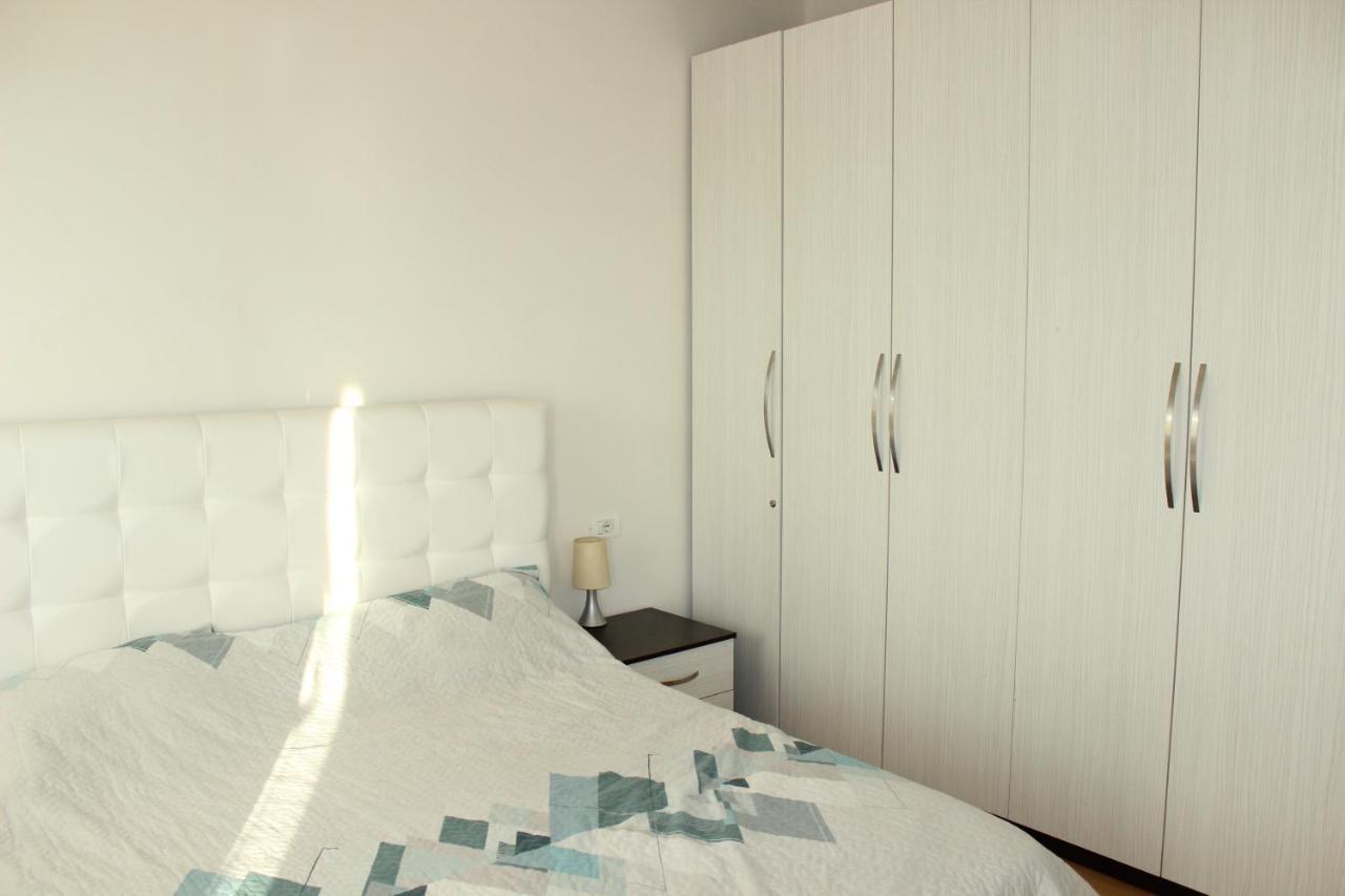 Cocoon Apartment Драч Екстериор снимка